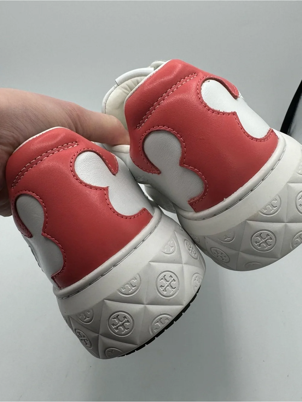 Tory Burch Ladybug Platform Sneakers Titanium‎ White/Washed Berry size 9.5 luxe